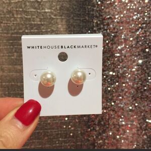 White Pearl earrings
